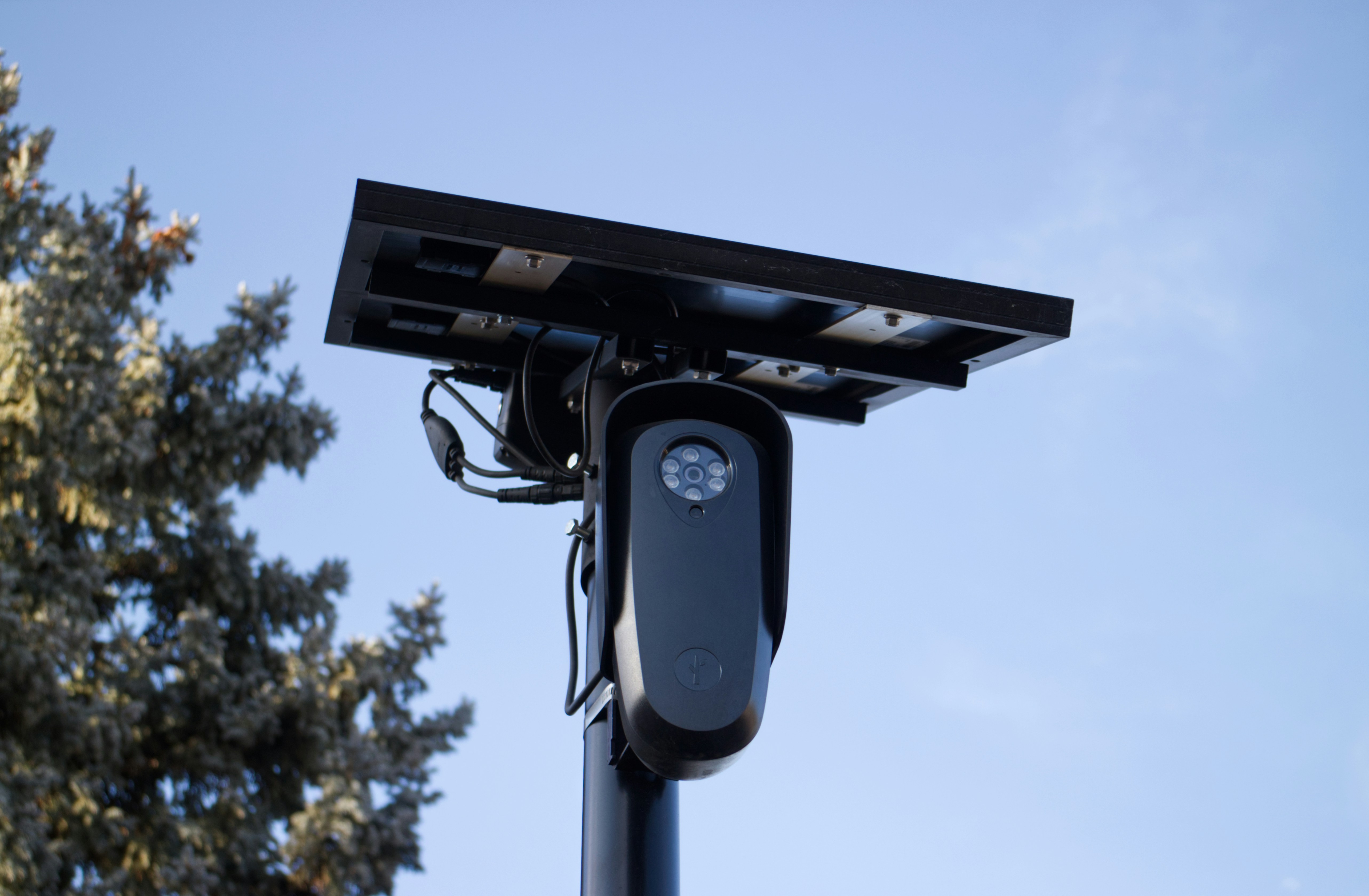 AI Solar Security Cameras